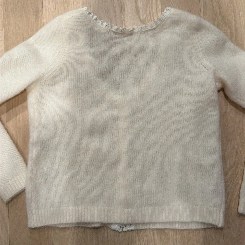 Cream vneck cardigan kid mohair sweater from Sezane - Picture 6 of 7